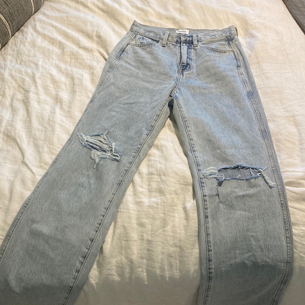 Cassie super high rise straight jeans - never worn, brand new. Size 26
